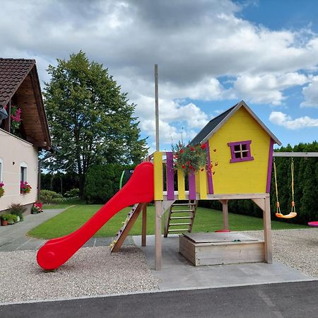Apartma Zirovnik แซเคลียนาโกเรนสเคม ภายนอก รูปภาพ